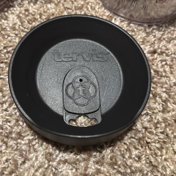 Set of 2 University of Alabama 24 oz tumblers by Tervis w/1 lid and 1 handle EUC - Picture 8 of 11